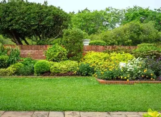 landscaping services Graceville